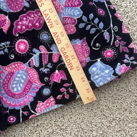 Vera Bradley💕Black, Hot Pink & Purple ALPINE FLORAL Hooded BATHROBE. Size S/M - Picture 14 of 15
